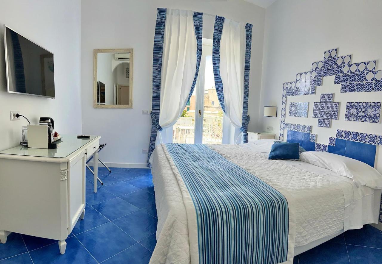 Hotel Villa Delle Palme In Positano Kültér fotó