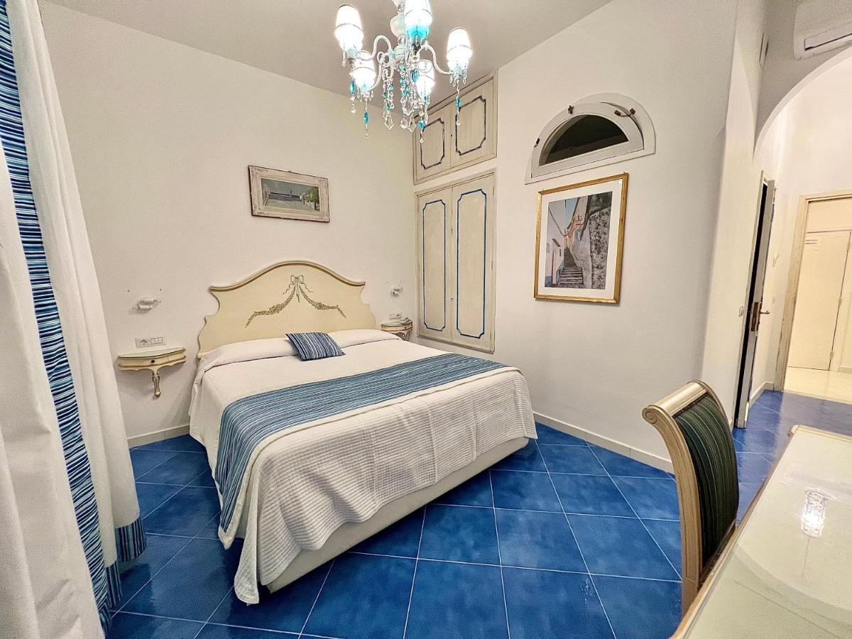 Hotel Villa Delle Palme In Positano Kültér fotó