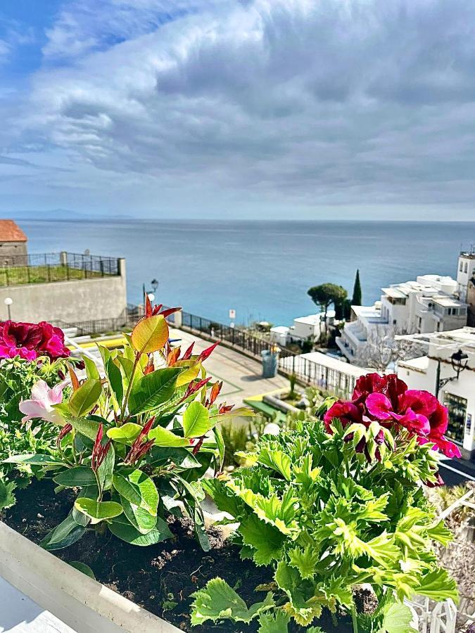 Hotel Villa Delle Palme In Positano Kültér fotó