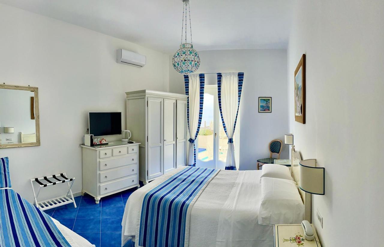 Hotel Villa Delle Palme In Positano Kültér fotó