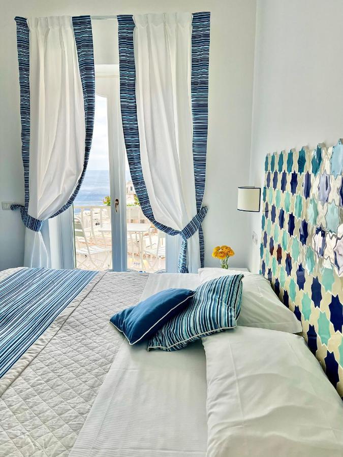 Hotel Villa Delle Palme In Positano Kültér fotó