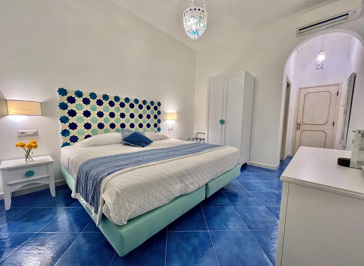 Hotel Villa Delle Palme In Positano Kültér fotó