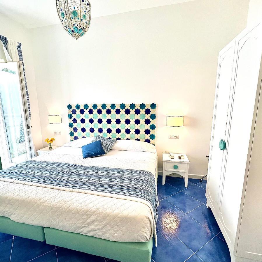 Hotel Villa Delle Palme In Positano Kültér fotó