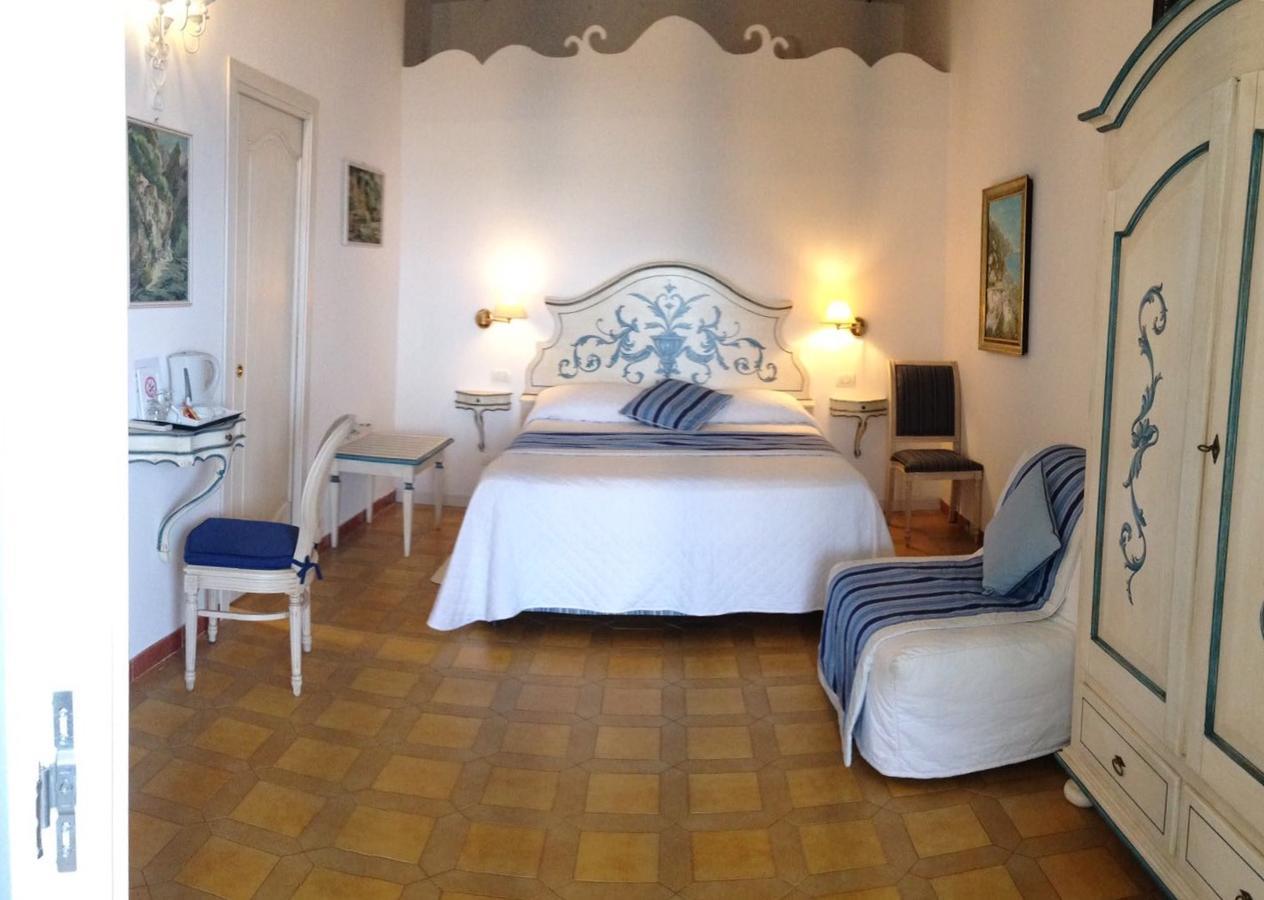 Hotel Villa Delle Palme In Positano Kültér fotó